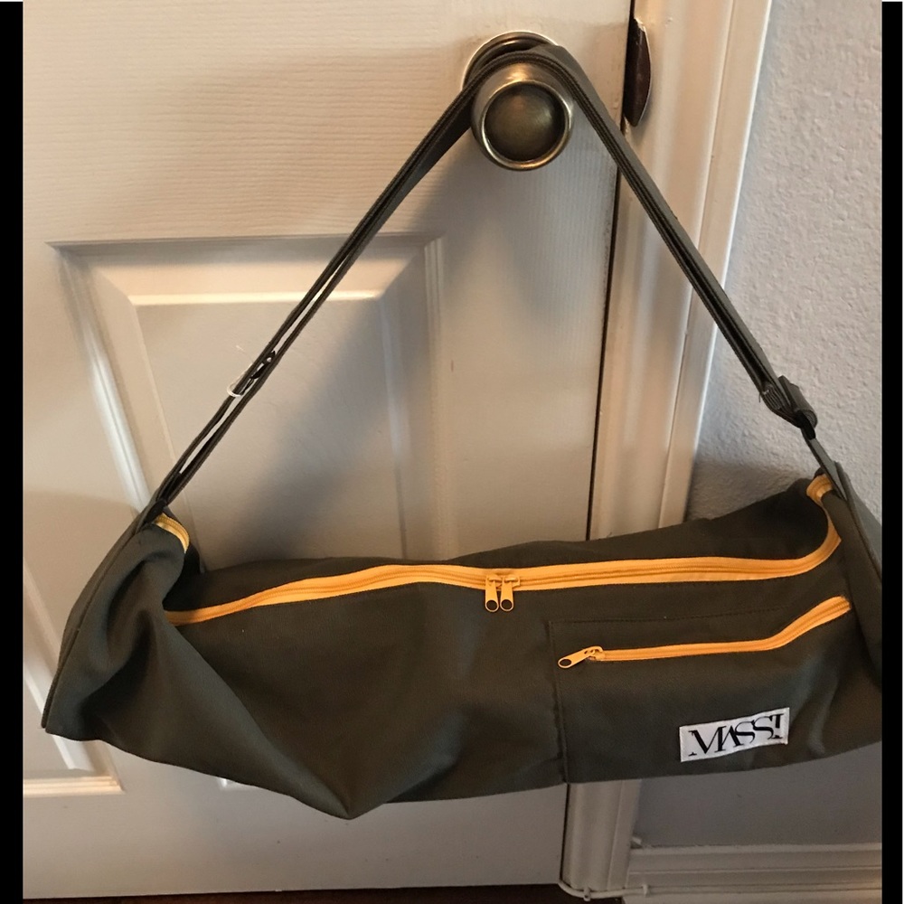 Massi Shoulder Bag